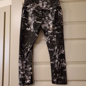 Alo Yoga Cropped Leggings